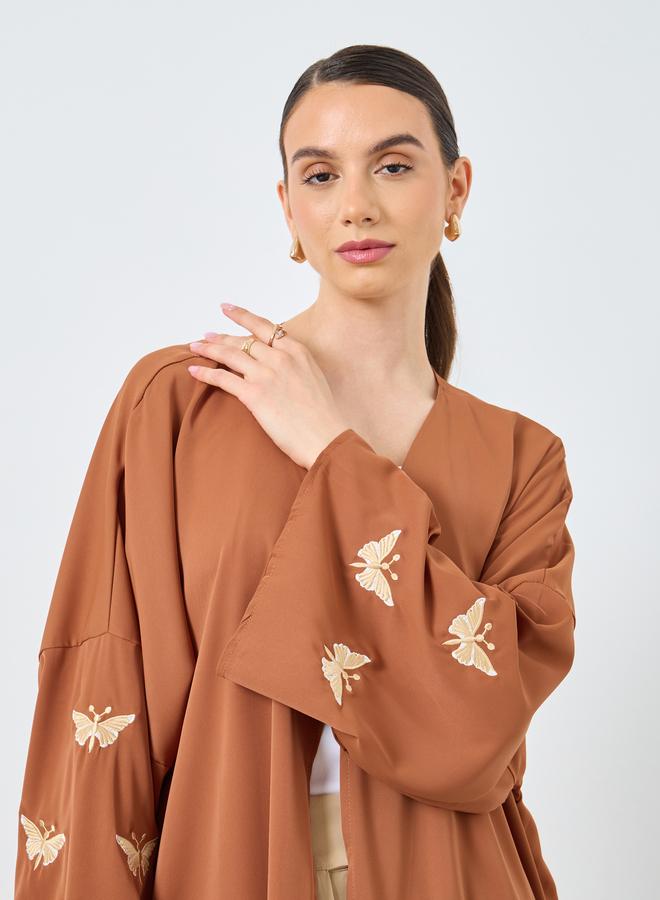 تايك تو عباية مفتوحة بأكمام مطرزة - Image 4