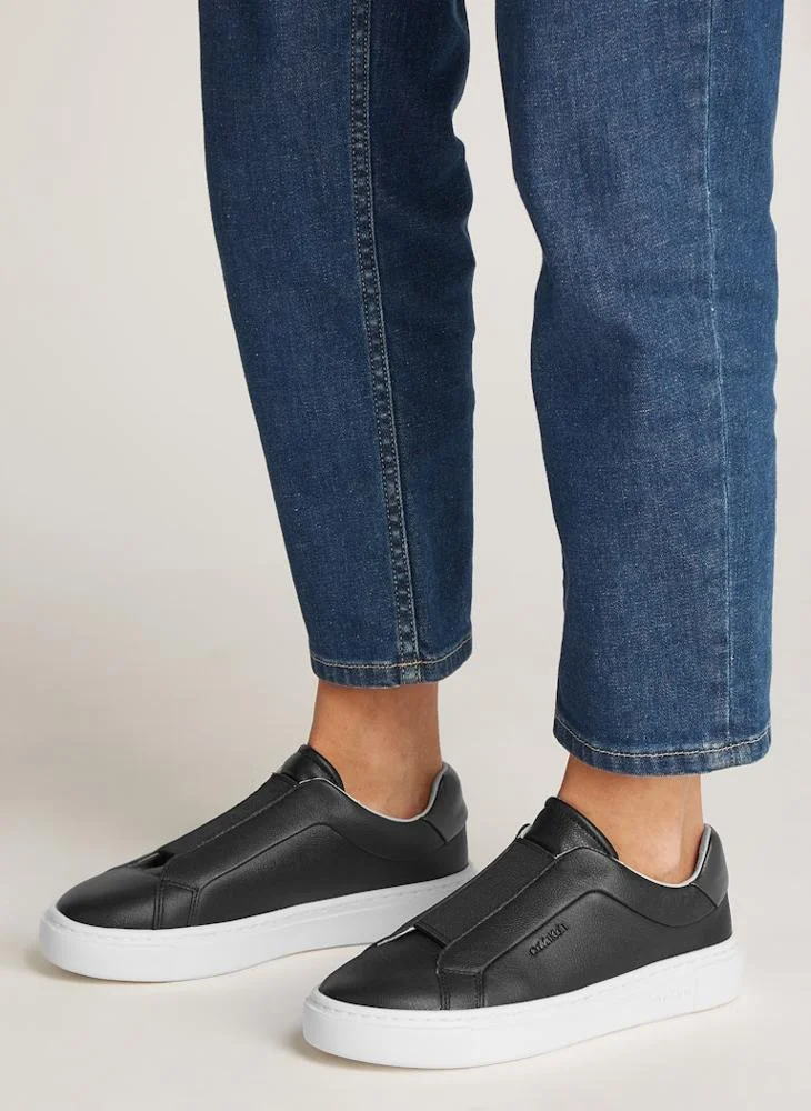 كالفن كلاين Lace Up Low Top Sneakers