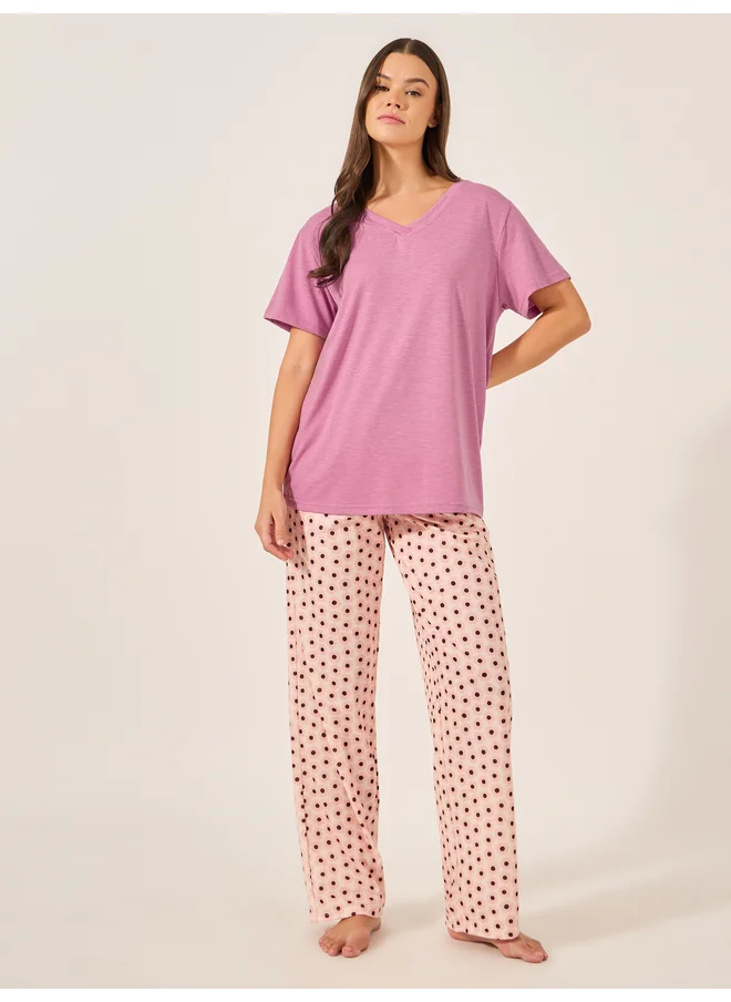 ستايلي Styli Unwind Floral Printed Pajama Set with V-Neck T-Shirt