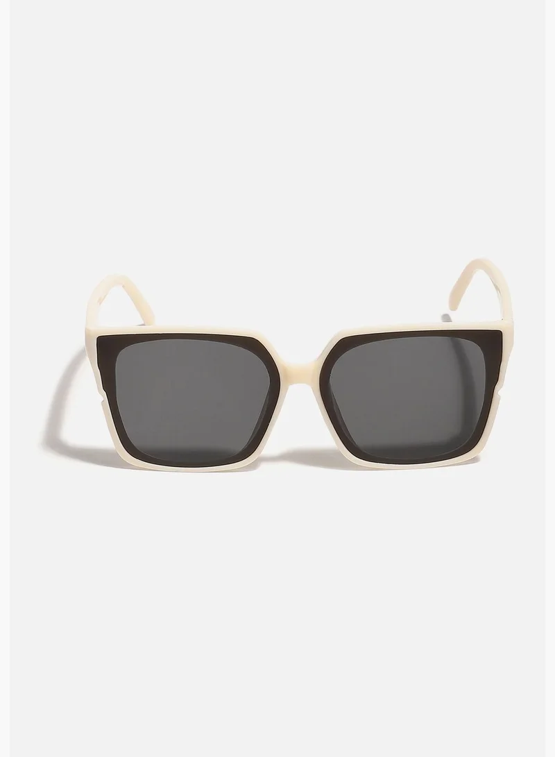 Haute Sauce Full Rim Oversized Sunglass