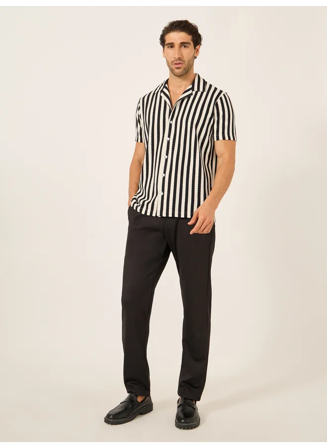 Fort Collins Fort Collins Men Black Striped Short Sleeve Regular Fit Shirt