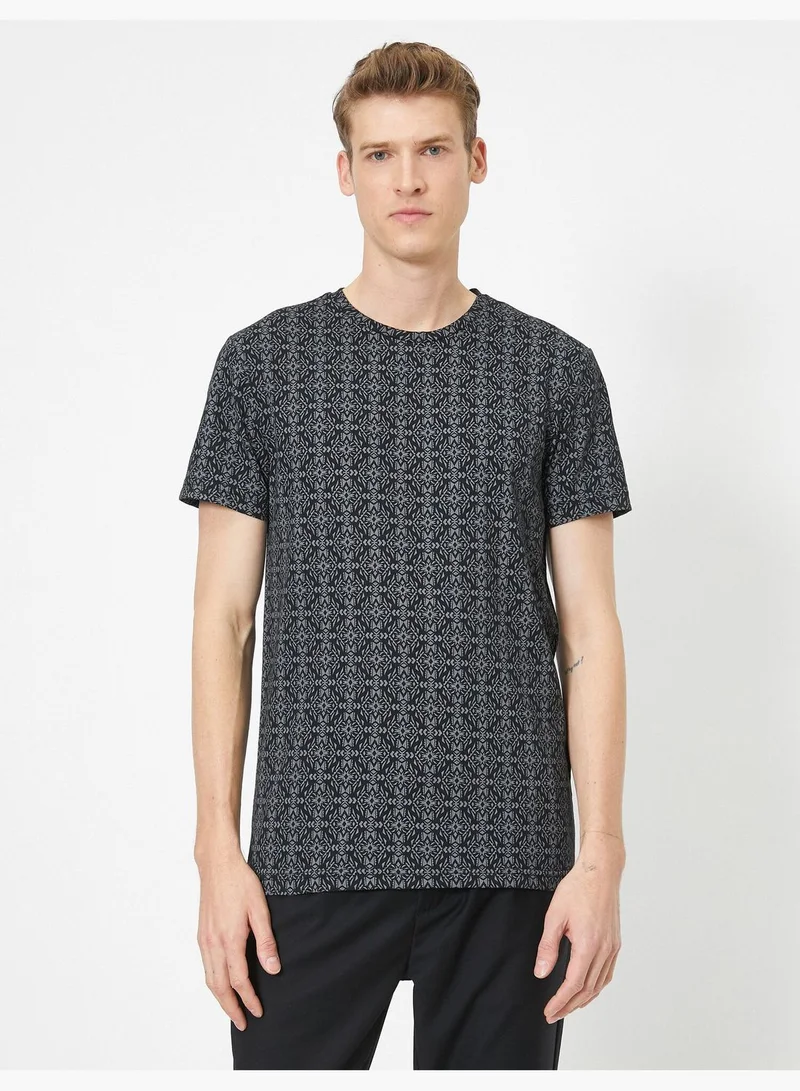 KOTON Letter Printed T-Shirt