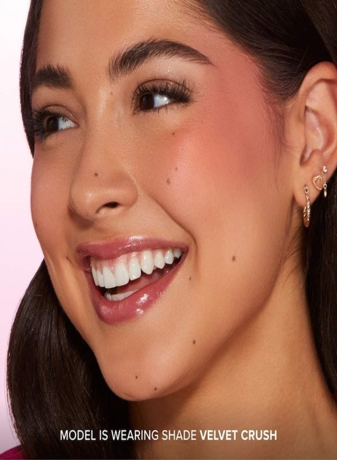 Too FacedCosmetics Too Faced Cloud Crush Blurring Powder Blush –   Velvet Crush (5g) - Nude Pink, Ultra-Smooth Velvet Powder Blush with Blurring, Buildable & Long-Wearing Soft-Focus Finish - Image 4