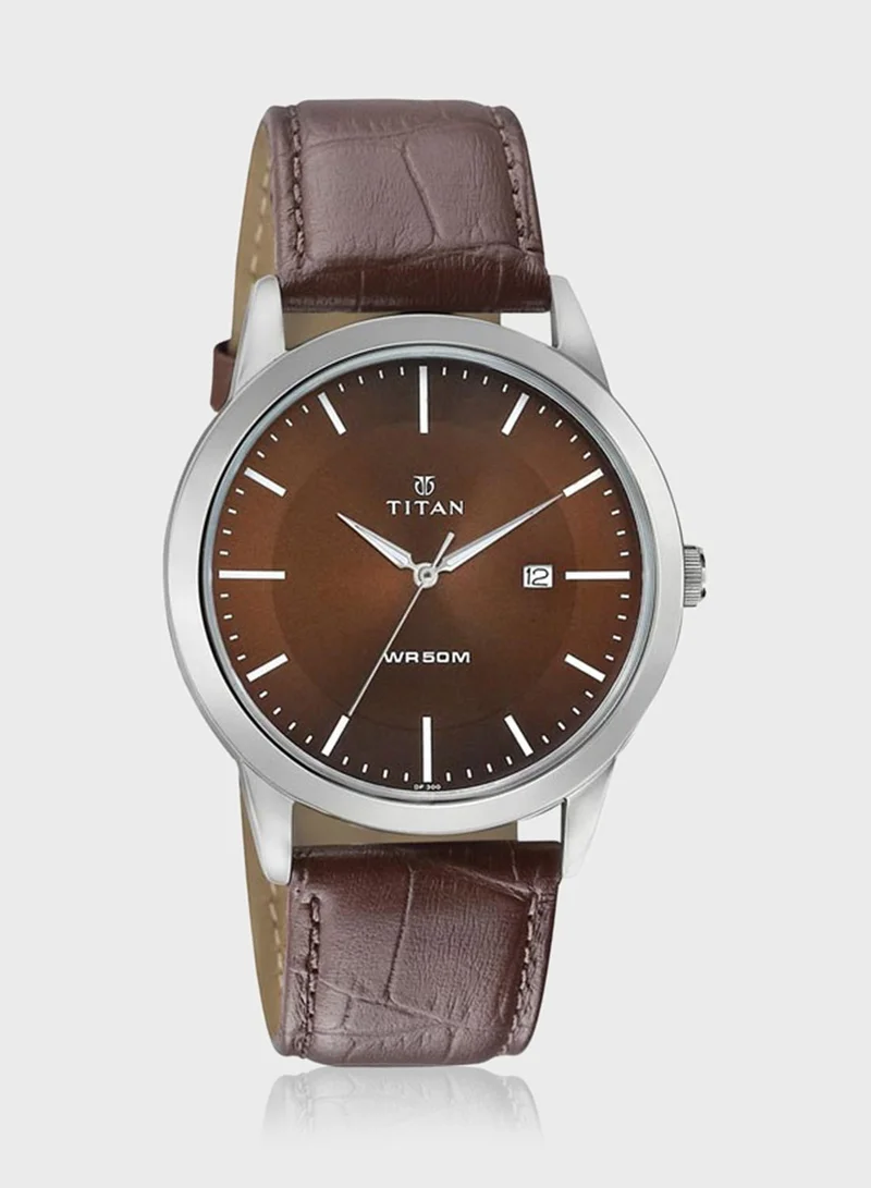 TITAN Classique Analog Watch