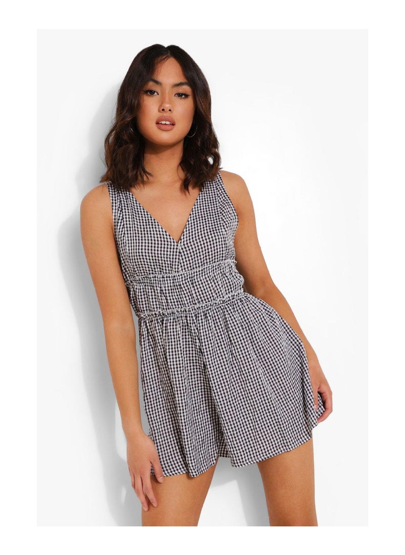 boohoo - Gingham Plunge Playsuit - Image 1