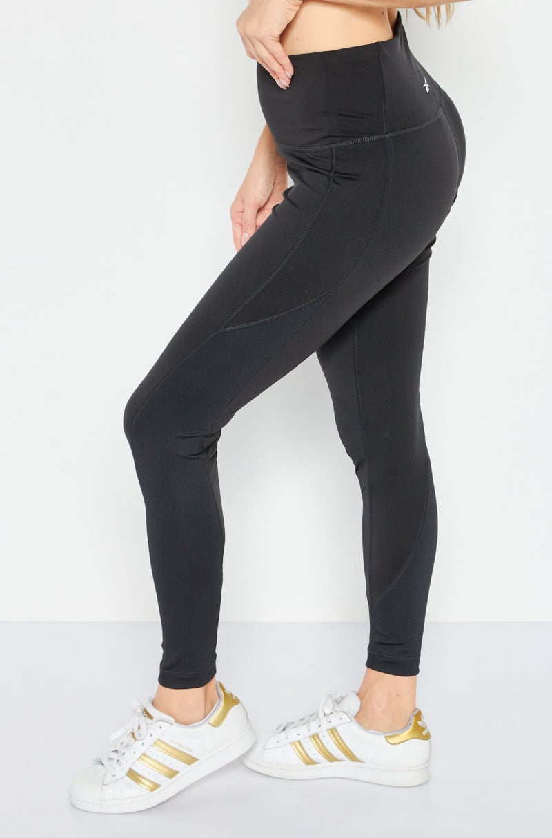 Reebok ملابس رياضية نسائية تناسب شعار العلامة التجارية ضيقة، سوداء - Image 3