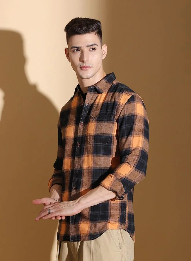 شركة المرآب الهندية Men Slim Fit Checkered Full Sleeves Cutaway Collar Casual Shirt
