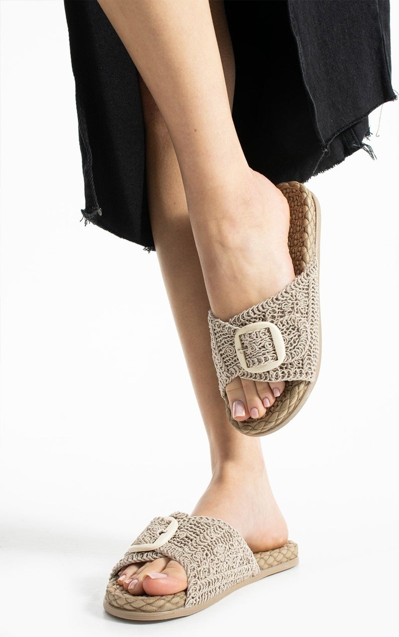 ModaFrato Royal Buckled Straw Women's Slippers Outdoor and Home Slippers  - Image 2