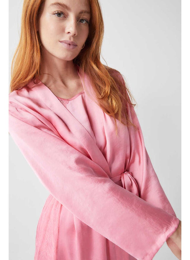 women'secret روب الساتان الدانتيل  - Image 1