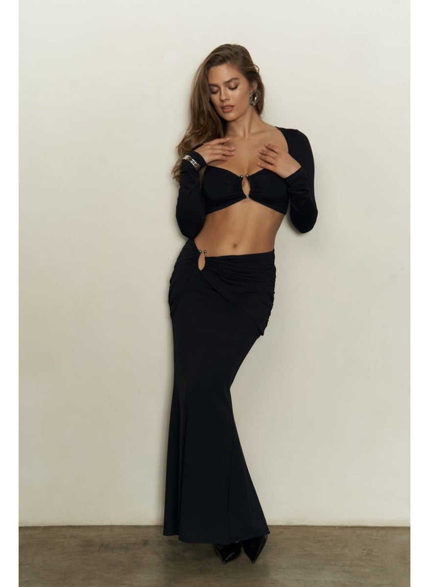 Collection Corsy Ring Detail Black Crop Skirt Set - pzsku/Z055A70ACC8A208A4D37FZ/45/_/1741093206/832249eb-3ad4-45dd-82cb-ea48ae1e5f80