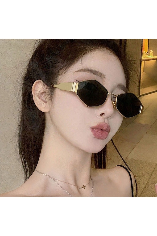 Luxury Metal Frame Sunglasses UV Protection 400 Unisex Outdoor Travel Driving Sunglasses Vintage Fashion Styled Full Rim Case and Cleaning Cloth Included (Gold and Grey) - Image 3