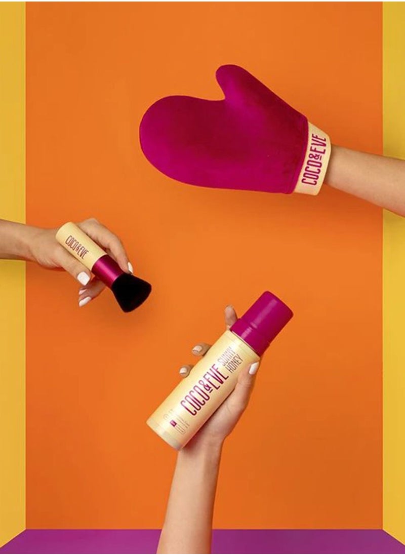 COCO & EVE - Deluxe Vegan Kabuki Brush - Image 1
