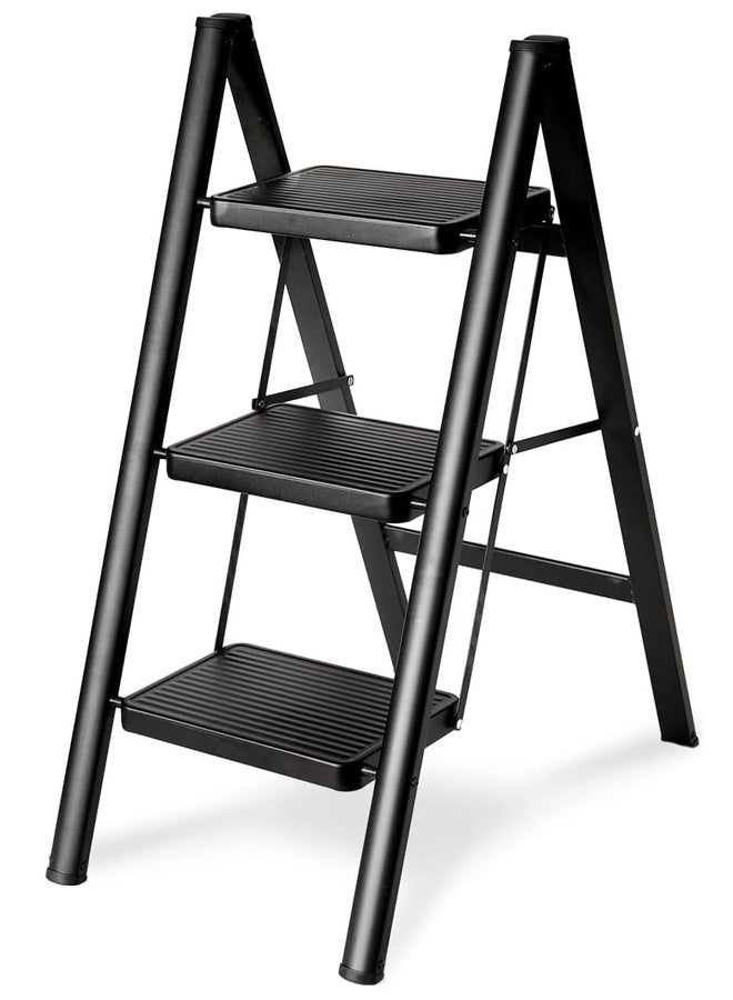 دبليو آي أن سلم قابل للطي بثلاث درجات مع دواسة مضادة للانزلاق، سلم ألومنيوم عالي التحمل يتحمل حتى 150 كجم، سلم مطبخ/خزانة صغير للبالغين/الأطفال، سلم خفيف الوزن بدواسة عريضة للمنزل، أسود - Image 1