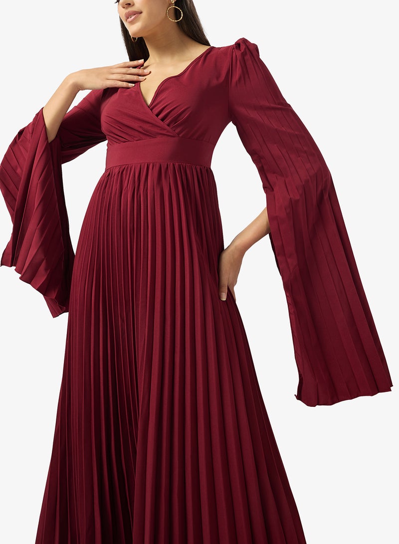 ELLA Pleated Dress With Slit Sleeves - Image 3