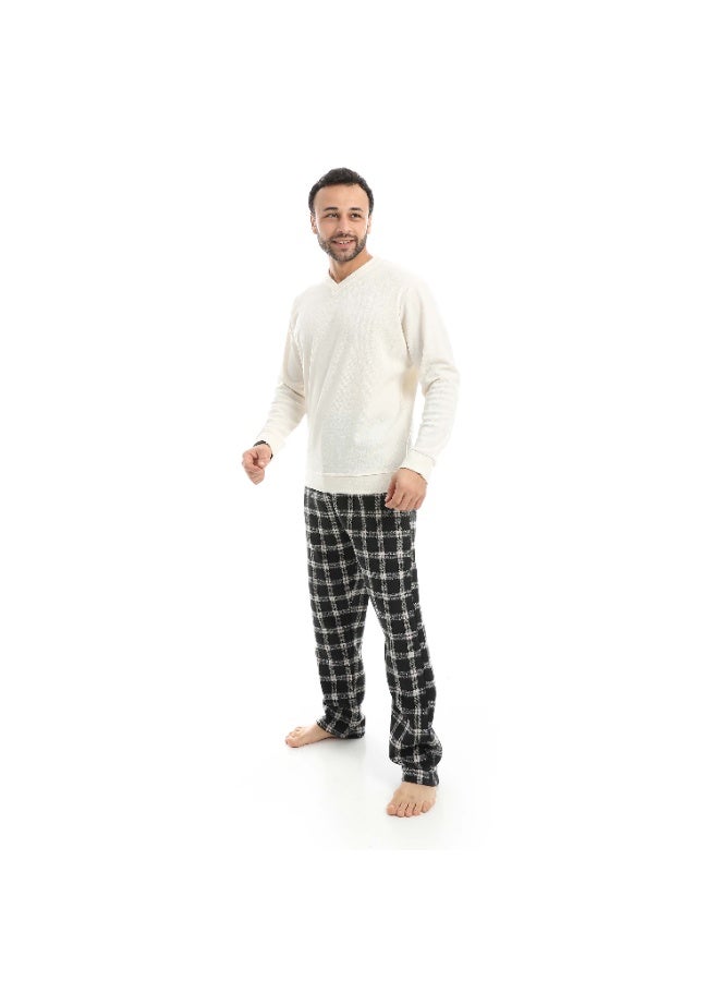 Red Circle Falafel V Neck Pajamas with Karwa Pants - Image 2