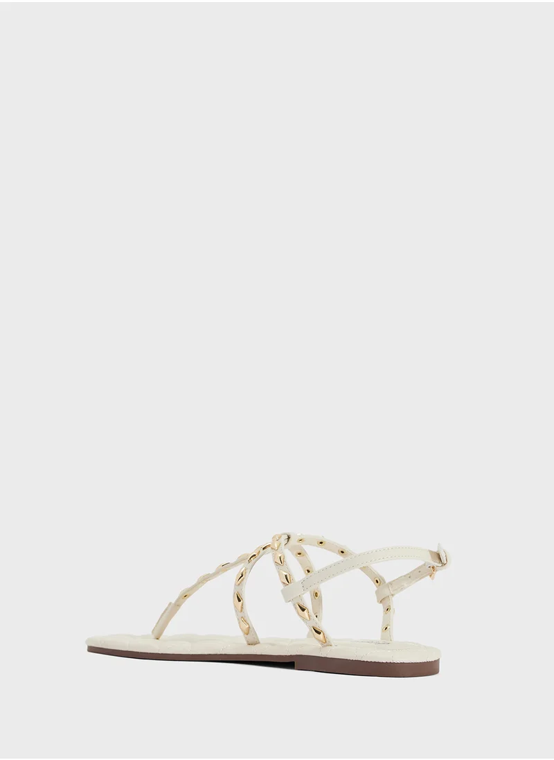 جينجر Studded Thong Sandal
