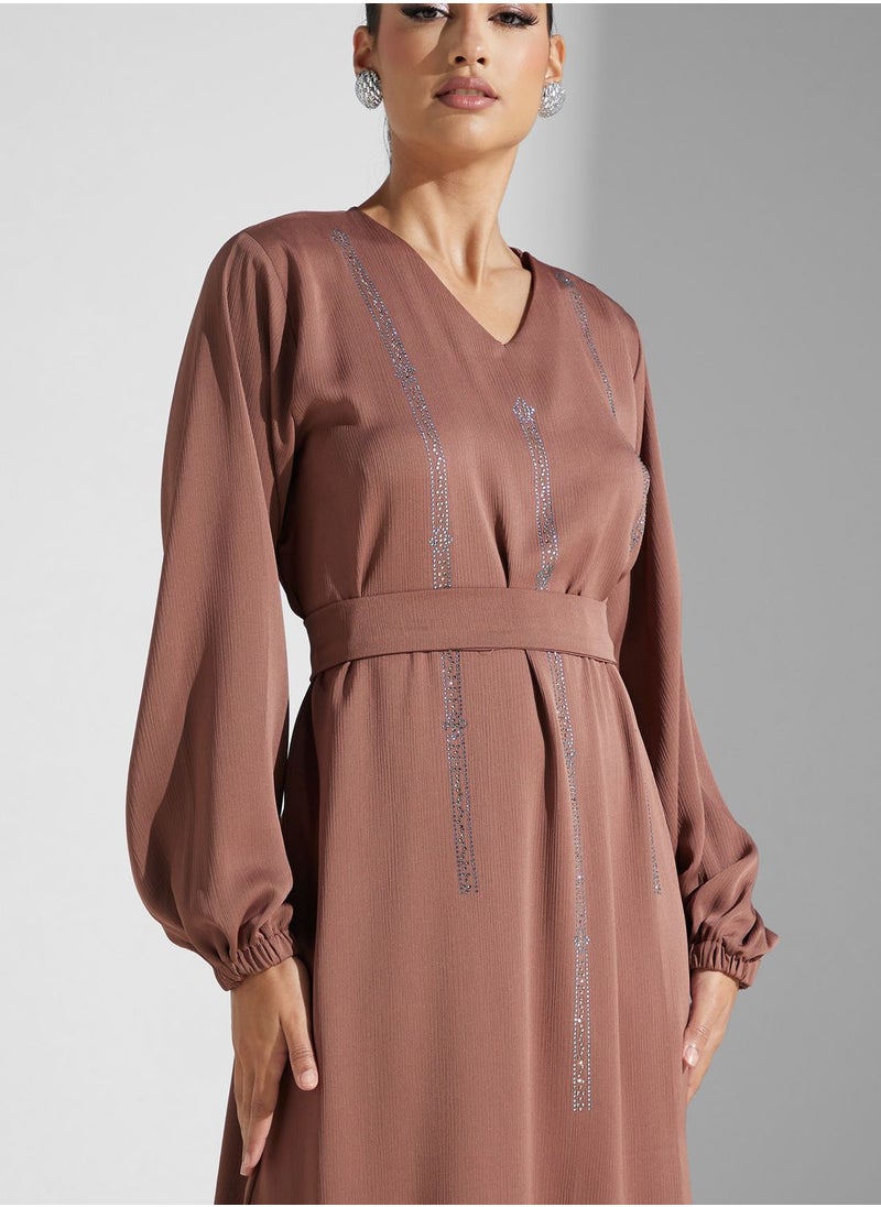 hayas closet Embellished Belted Jalabiya  - Image 3
