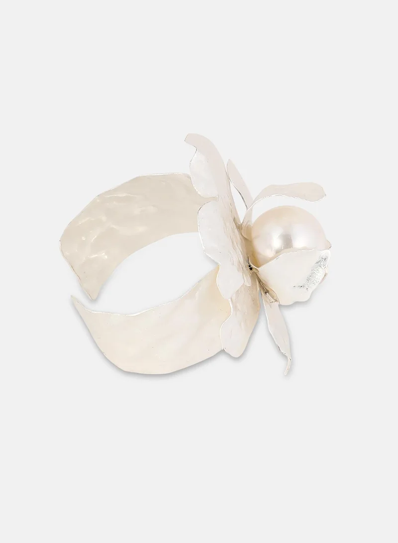 SOHI Flora-Bloom Statement Artificial Bracelet Jewellery