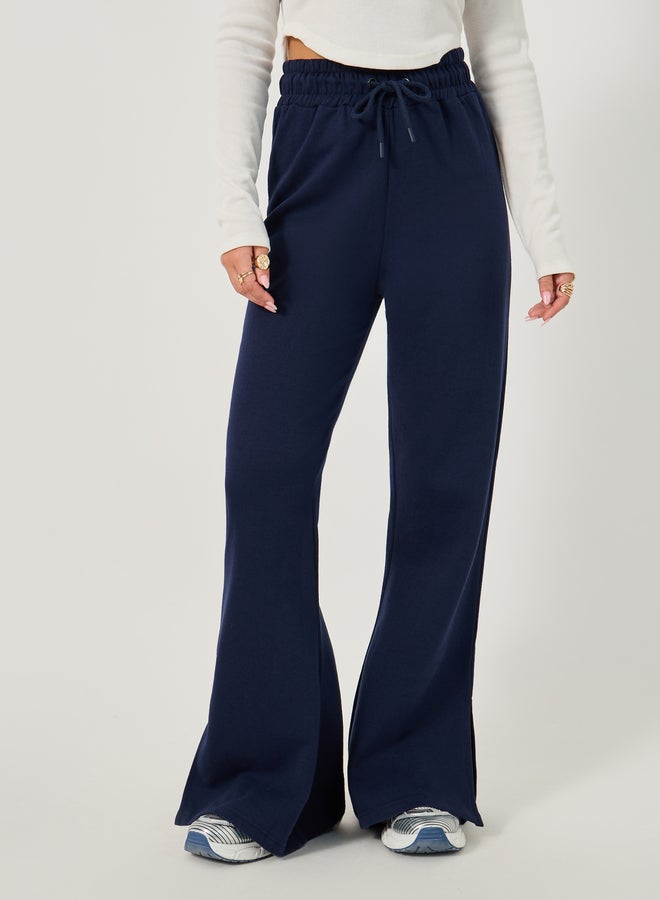 ستايلي بنطلون رياضي واسع بخصر برباط وفتحة جانبية - Image 3