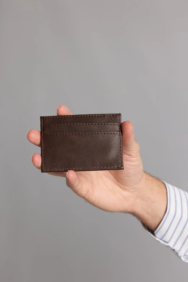 ديفاكتو Man Faux Leather Business Card Wallet