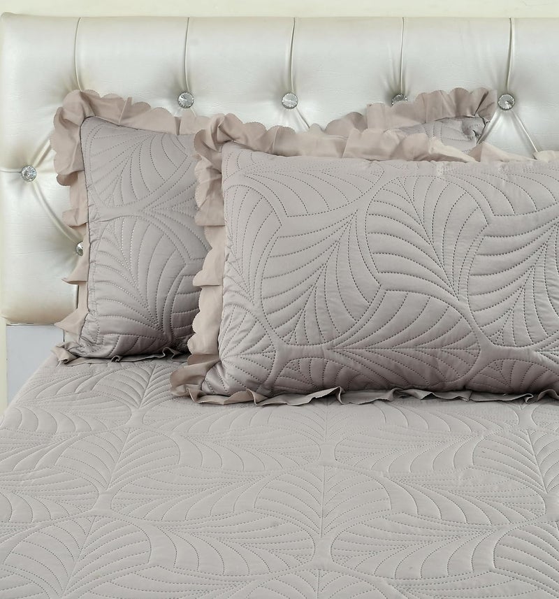 The Little Big Store The Little Big Store King Size Quilted Soft Bedsheet Cotton Feel Bedspread 350 GSM 72x78 Bed Cover with 2 Pillow Covers Bed Skirt with Ruffle Fringe Side Frills Ruffles Pleated Laces  - Image 5