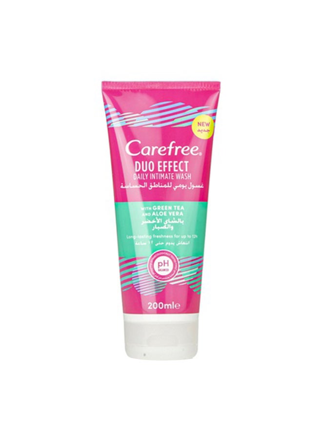 Carefree Intimate Wash Green Tea And Aloe 200Ml