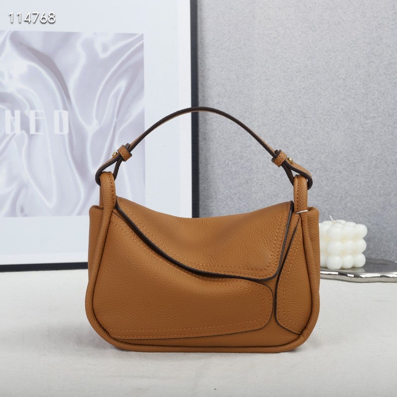 Commuting First-Layer Cowhide Geometric Tote Bag 2023 New Armpit Genuine Leather Women'S Bag Niche Design Single Shoulder Crossbody Bag - Image 2