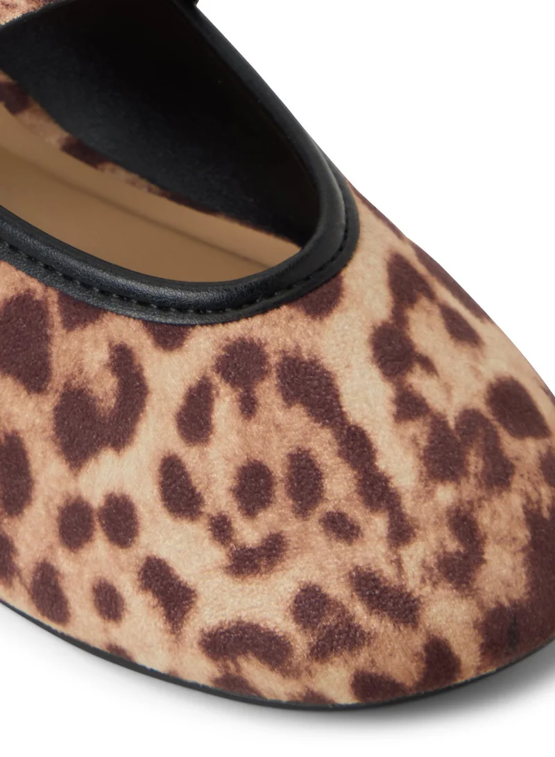 CALL IT SPRING Elyiaa Ballerinas