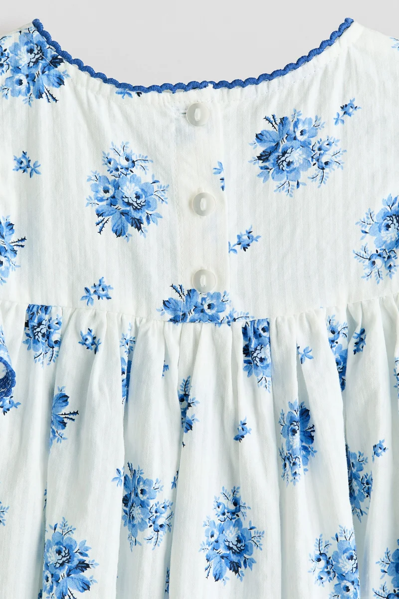 H&M Cotton seersucker dress