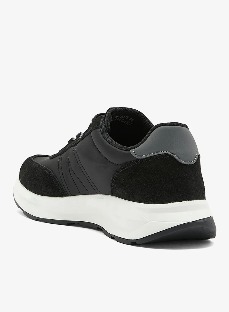 Robert Wood Casual Sneakers