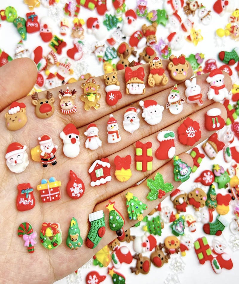 Zbdroxygen 40pcs Miniature Christmas Decor, Christmas Miniature Toys for Decoration, Mini Garden Decorations, DIY Craft Activities, Holiday Gifting, Home Party Games - Image 5