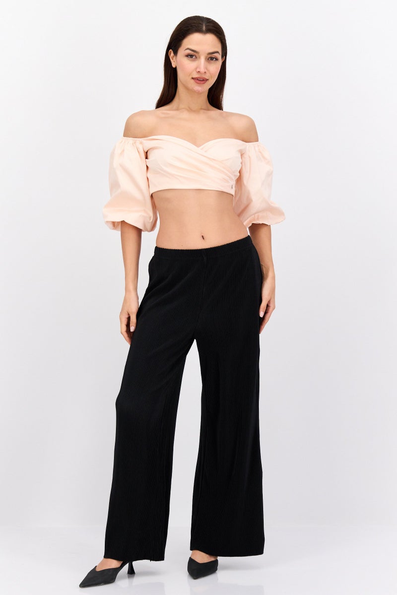 GUESS بلوزة نسائية بياقة قلبية وأكمام منتفخة، وردية - Image 4