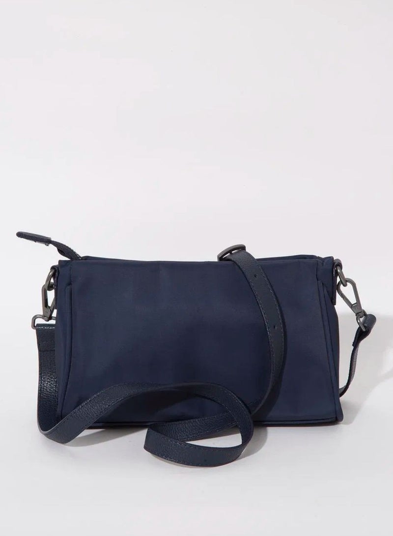 GAP Gap Women's Crossbody Bag Navy Blue 15817 - Image 4