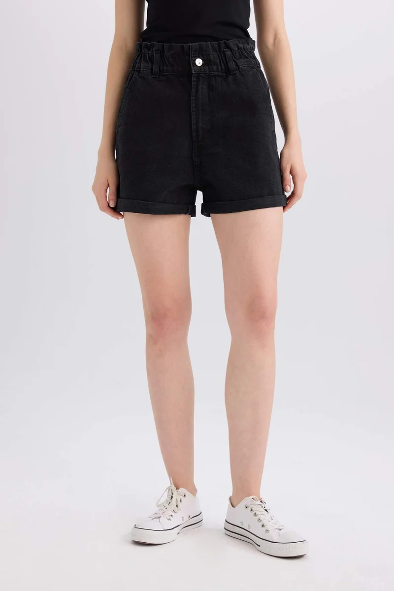 ديفاكتو Paperbag High Waist Folded Leg Denim Shorts