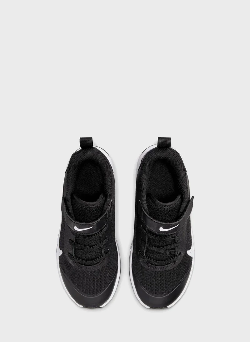 Nike Kids Omni Multi-Court Ps