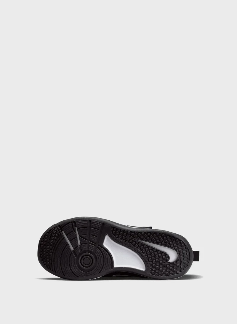 Nike Kids Omni Multi-Court Ps