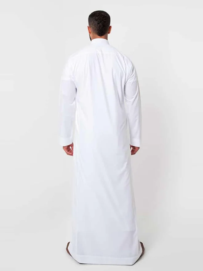 Alshiaka White Men Classic Zippered Thobe, White - 54inches for Men | Best Price UAE