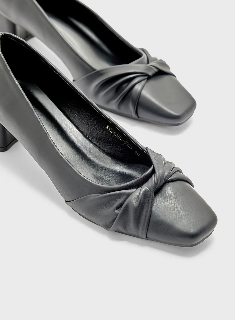 ELLA Square Toe Pump
