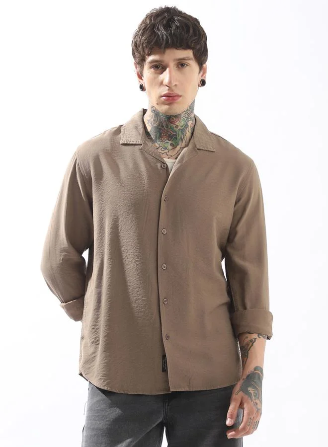 Hubberholme Men's Beige Viscose Rayon Solid Pattern Button Down Relaxed Shirt