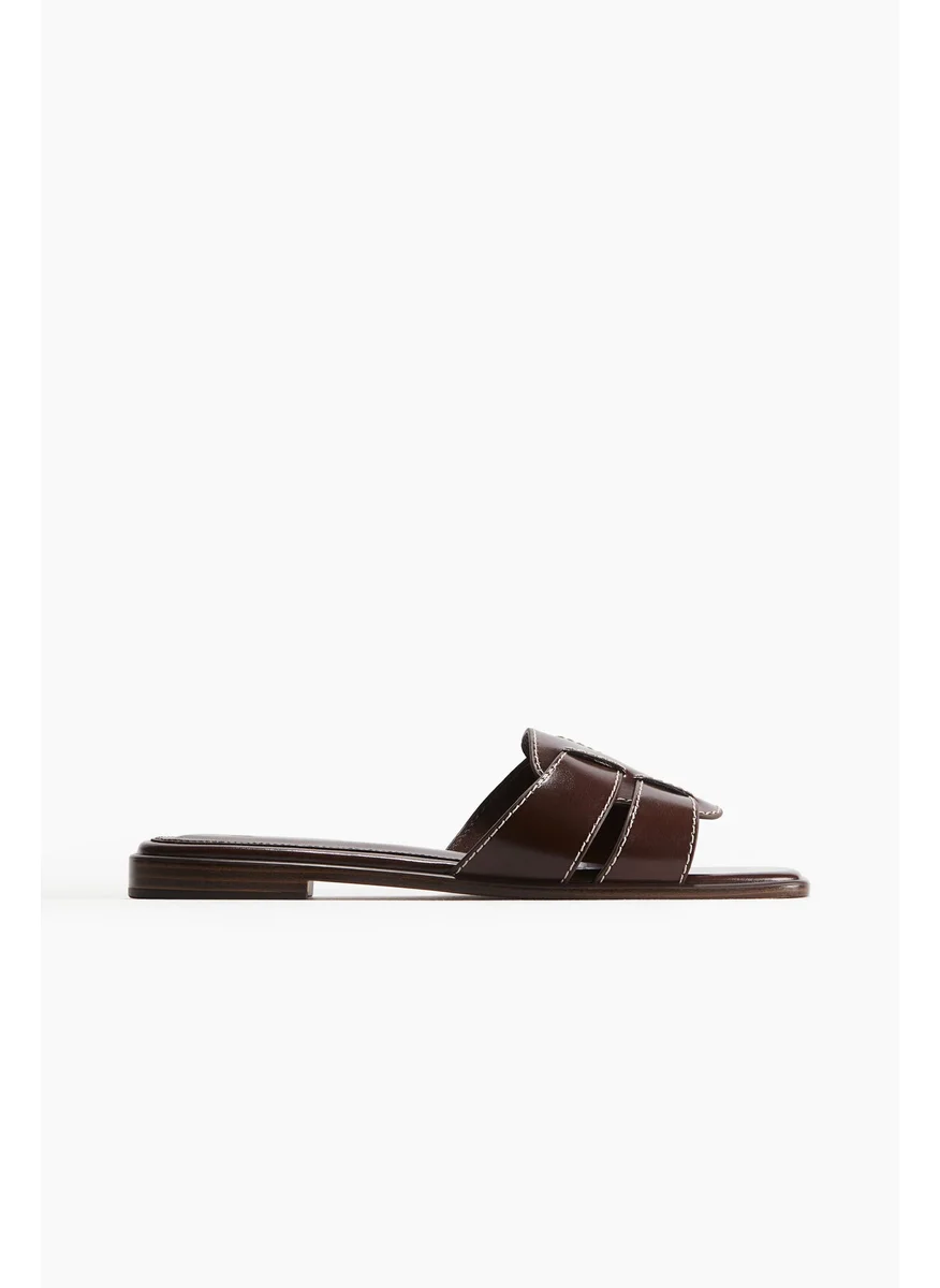اتش اند ام Sandals