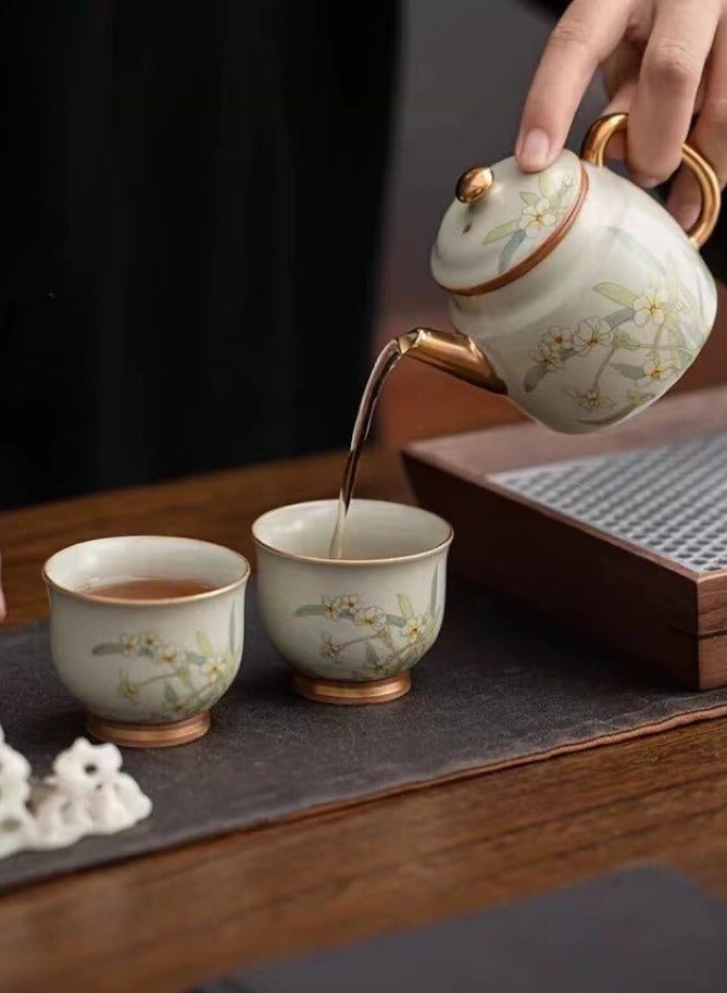 Wisalia Exquisite 6-piece ceramic tea set, Chinese Ru kiln tea set gift set, exquisite craftsmanship, including 1 teapot, 1 plate, and 4 tea cups, making it the best choice for gift giving.  - Image 3
