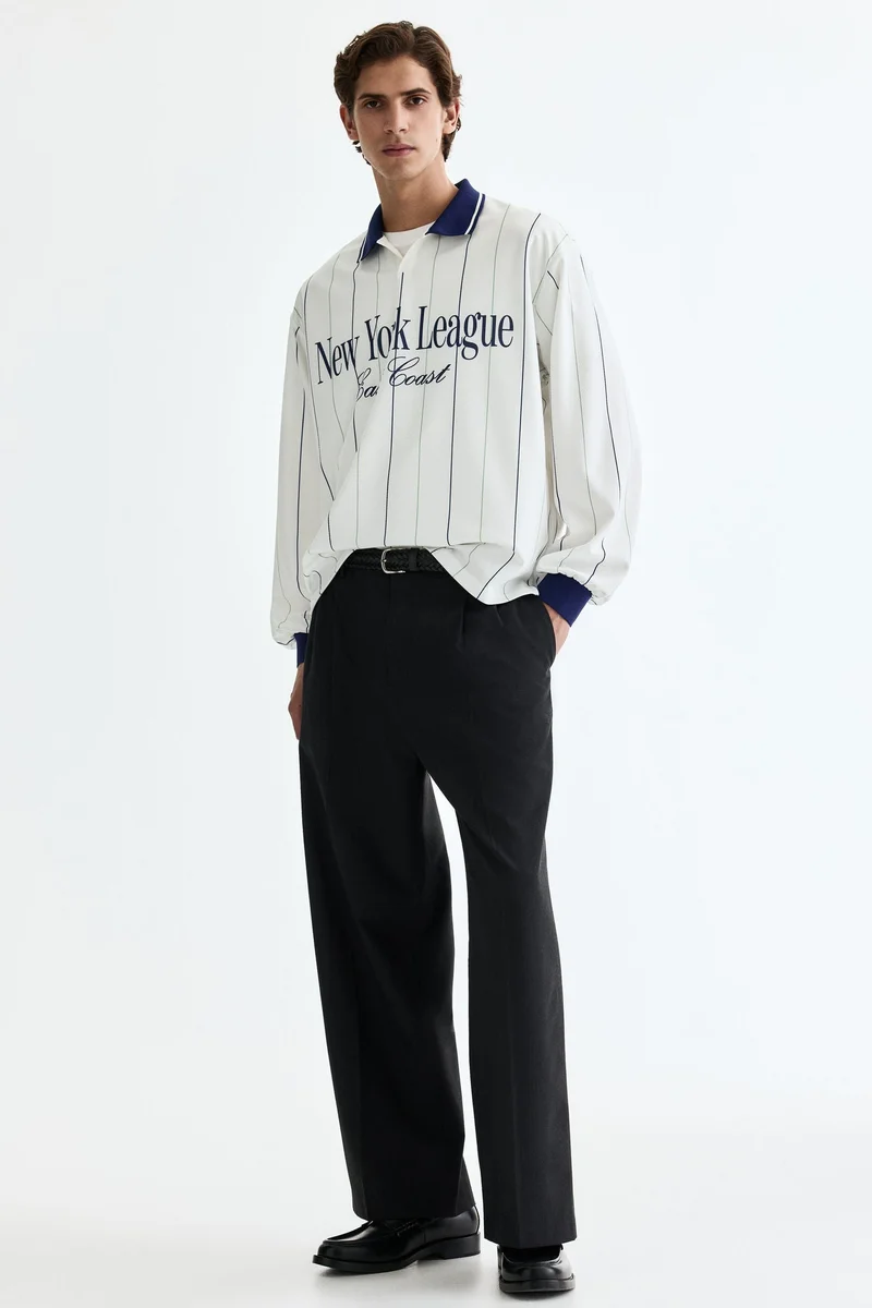 اتش اند ام قميص كرة قدم بقصّة فضفاضة