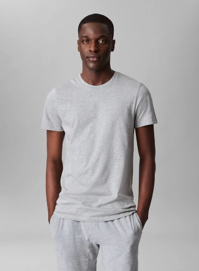 CALVIN KLEIN  3 Pack Crewneck T-Shirts - Cotton Classics for Men | Best Price UAE