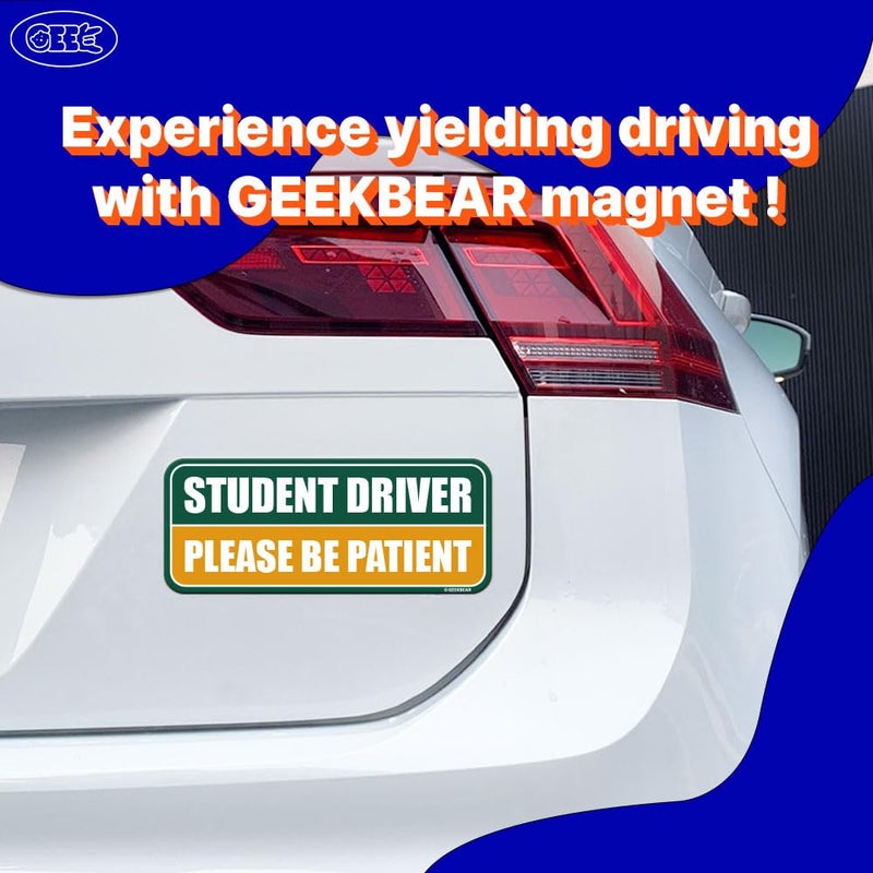 GEEKBEAR مغناطيس سيارة السائق الطالب من GEEKBEAR (أخضر/خردلي) - مغناطيس سائق جديد للسيارة - يرجى التحلي بالصبر، مغناطيس المصد للسائق المبتدئ الجديد - ملصق تحذير سلامة عاكس للطالب (عبوة واحدة) - Image 2