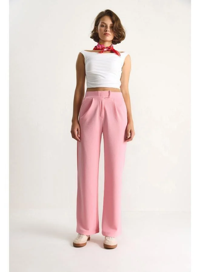 Ginger Tailored Straight Fit Pants