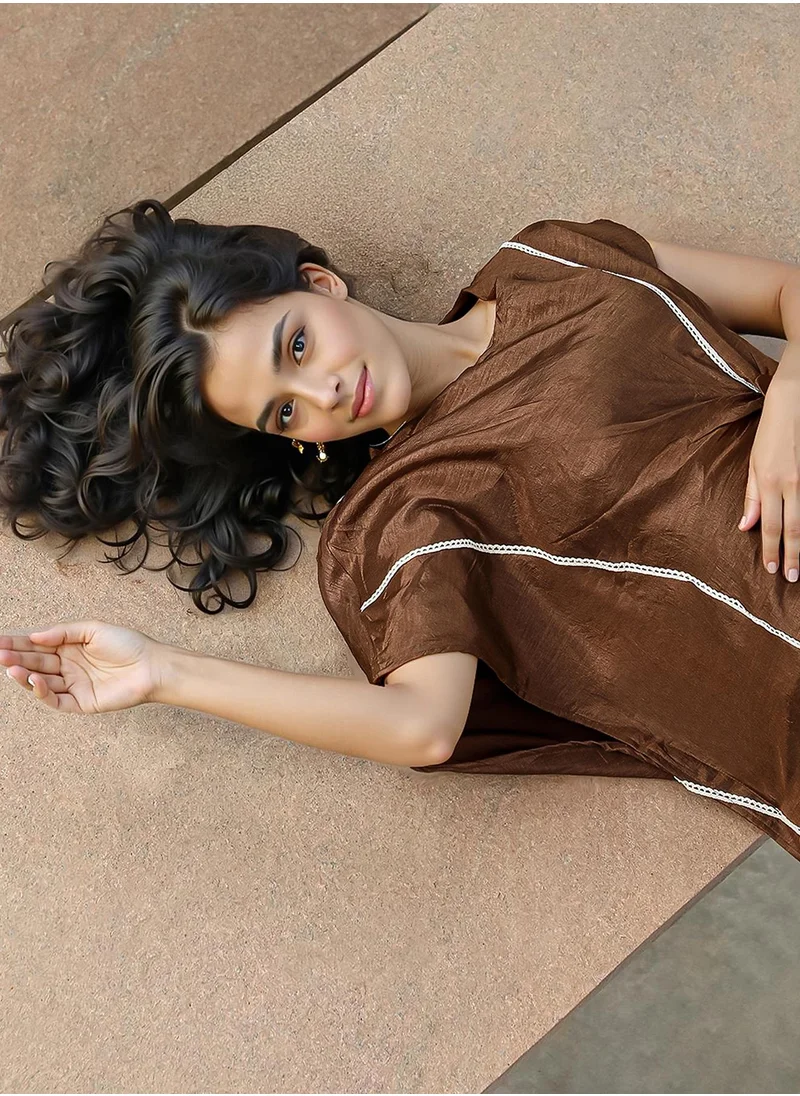  قصة Women's Chocolate Brown Asymmetrical Cinch Kurta Set