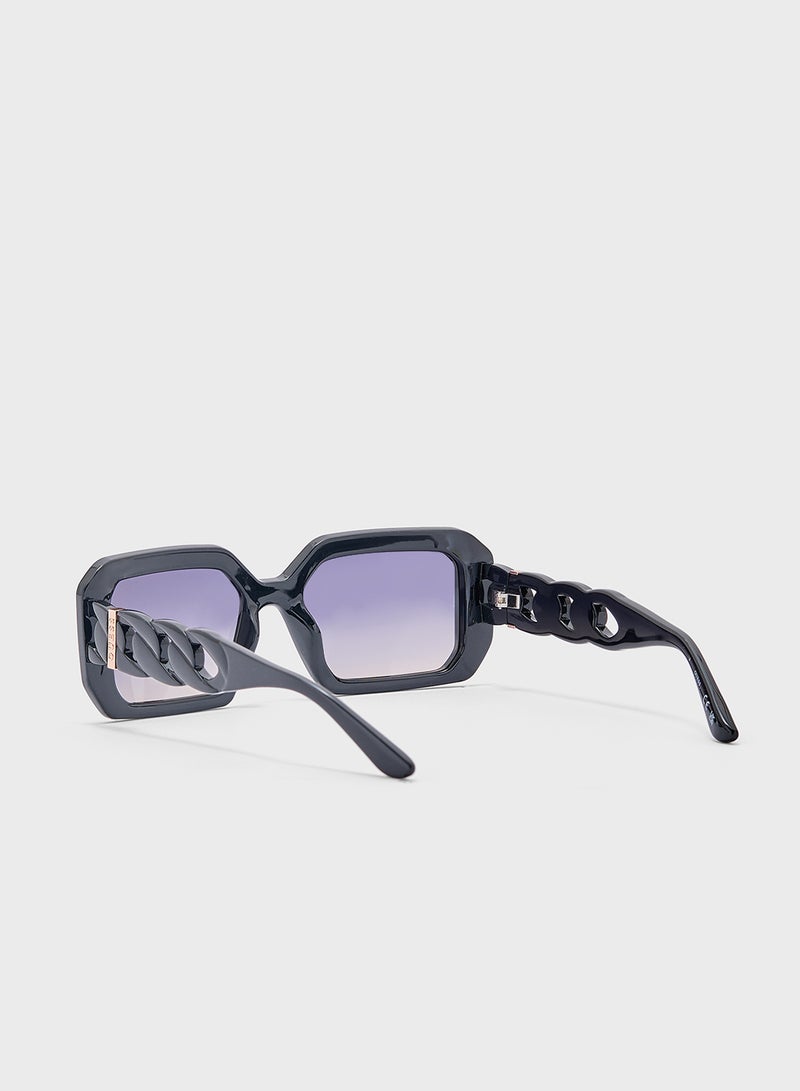 GUESS Square Oversized Sunglasses - Image 3