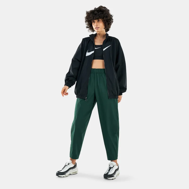 Nike Black Women's Sportswear Essential Woven Jacket for Women | Best Price UAE