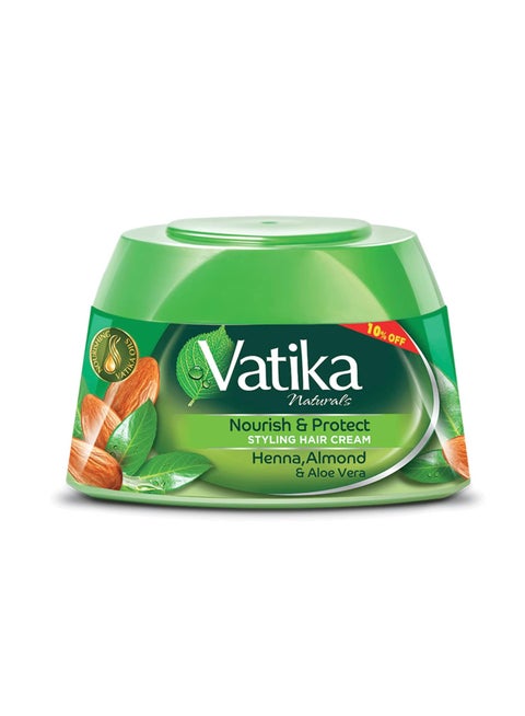 كريم تصفيف الشعر من ناتشورالز يغذي ويحمي الشعر بالحناء واللوز والصبار مع زيوت مغذية 125 مل