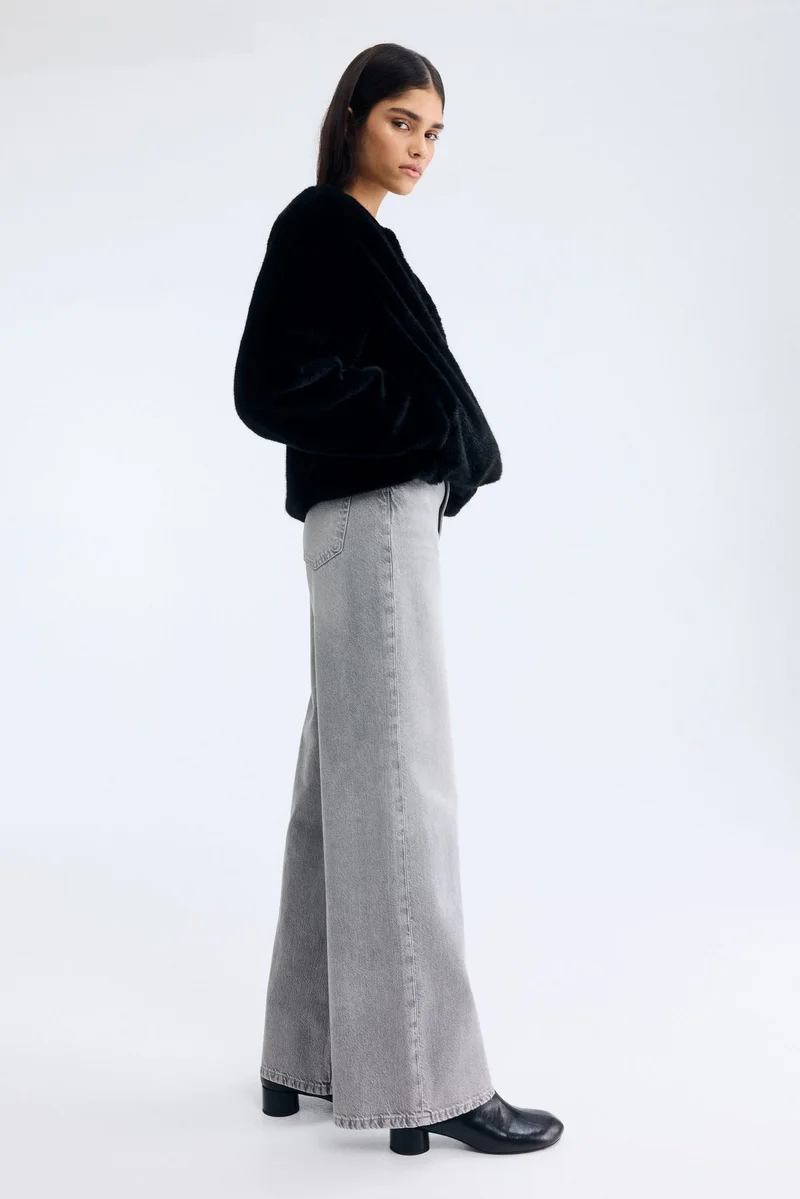 H&M Wide Ultra High Jeans